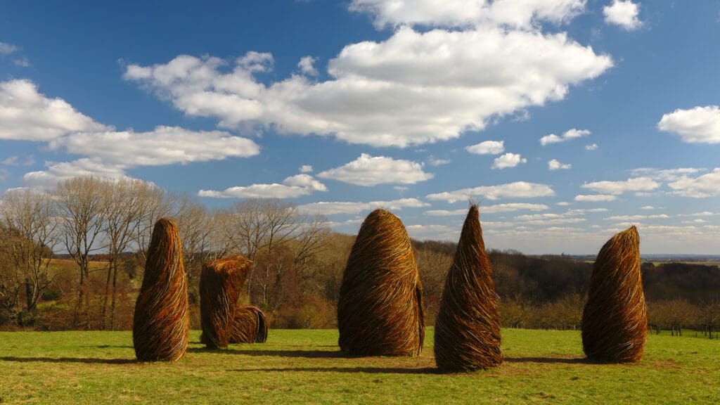 Land-art installatie "Les ancêtres" (Heuvelland, België)