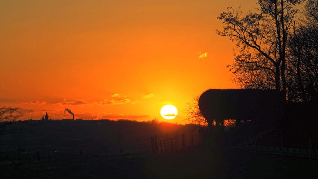 Coucher de soleil à 't Nest à Messines (près de l'Irish Peace Park).