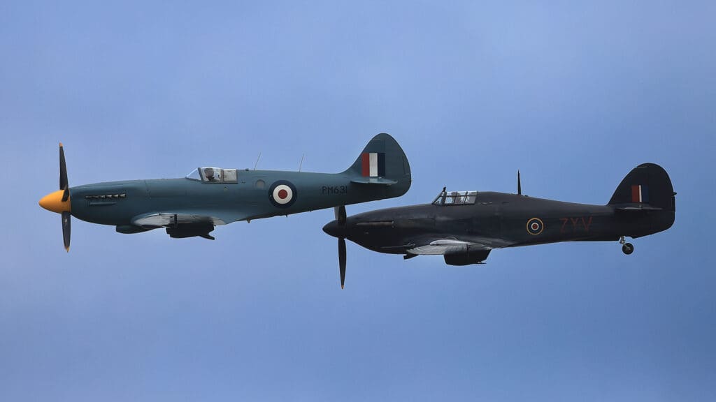 Vol commémoratif de la bataille d'Angleterre (BBMF)
