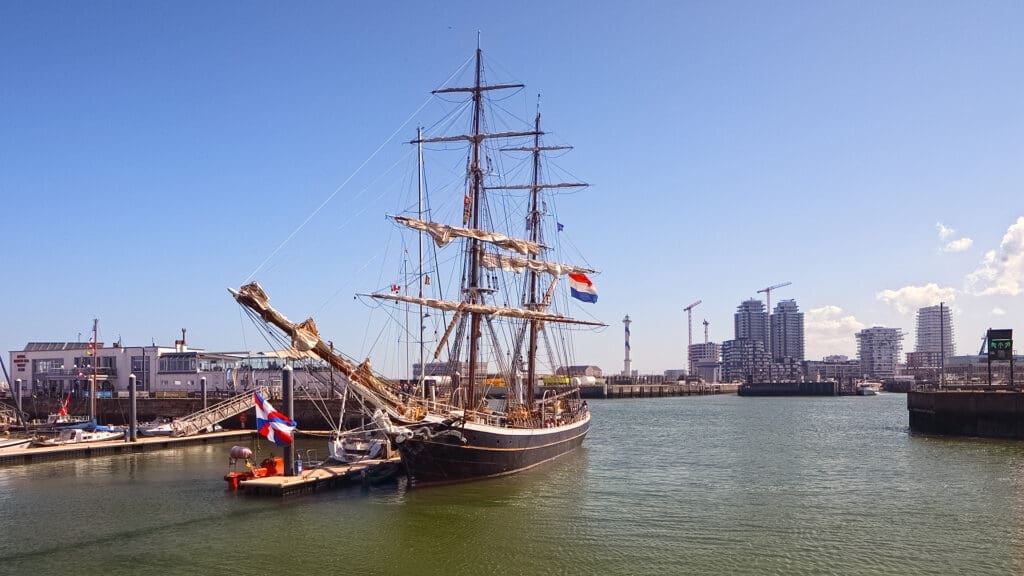 Sailing vessel "The Morning Star"