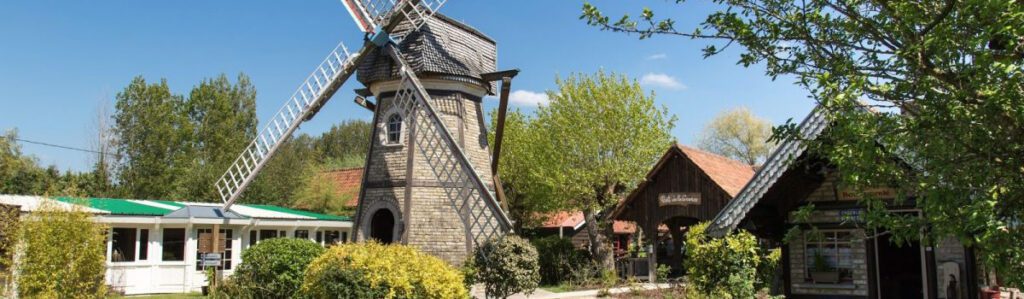 (c) https://www.st-joseph-village.com/